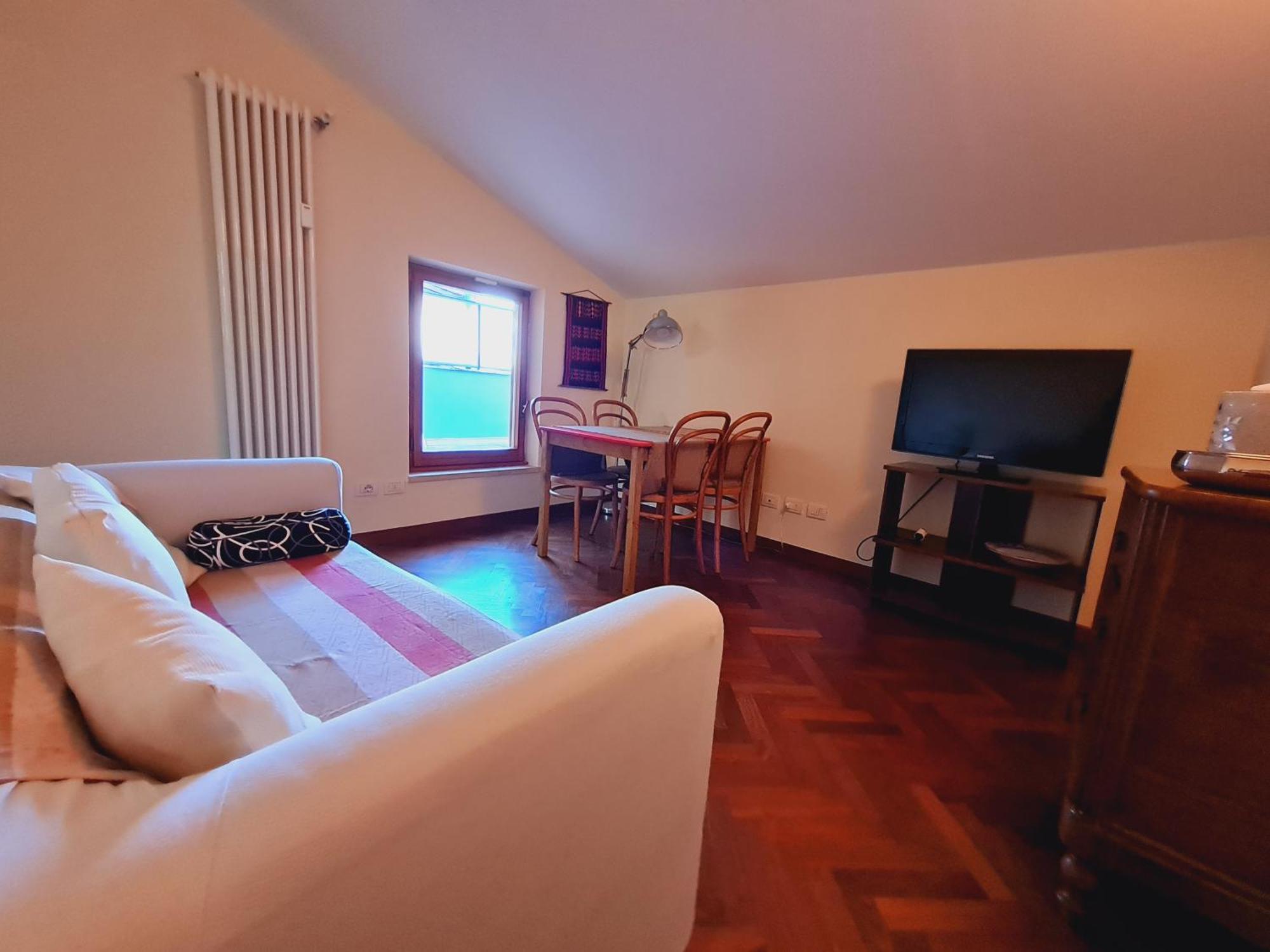 Mansarda Luminosa E Confortevole Florens Exteriör bild